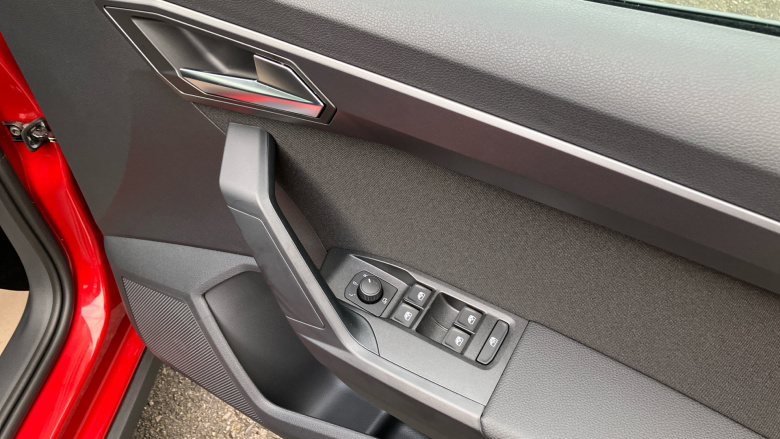 SEAT Arona 1.0 TSI 115 FR Black Edition 5dr Petrol Hatchback